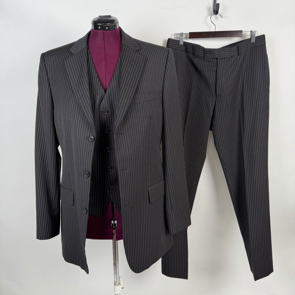 Hugo Boss Men Pinstriped 3 PC Suit Flynn Vegas 42L  Grey Wool 3BTN Retro Classic